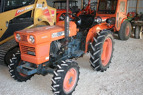 Property photo 221 - Area Farmers & Contractors Equipment Auction