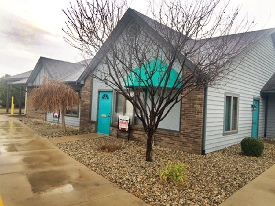 For sale: Condo Office/Business Complex - Kendallville, IN