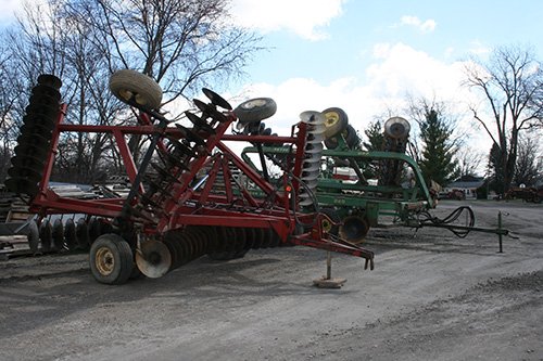 Property photo 145 - FARMERS GRAIN & AG LLC EXTRA FARM EQUIPMENT AUCTION IN VAN WERT COUNTY