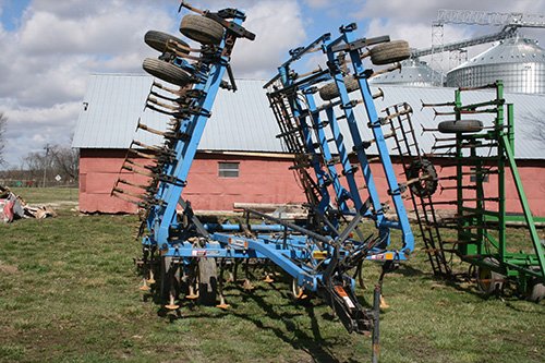 Property photo 132 - FARMERS GRAIN & AG LLC EXTRA FARM EQUIPMENT AUCTION IN VAN WERT COUNTY