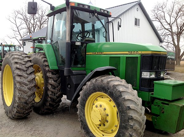 Property photo 1 - FARMERS GRAIN & AG LLC EXTRA FARM EQUIPMENT AUCTION IN VAN WERT COUNTY