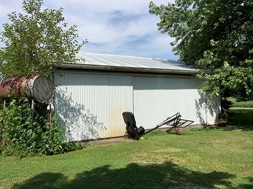 Property photo 4 - REAL ESTATE AUCTION - 1.5 STORY COUNTRY HOME ON 1.76 ACRES IN NOBLE COUNTY, INDIANA
