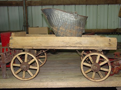 Property photo 6 - ABSOLUTE FARM EQUIPMENT AUCTION IN HIGHLAND COUNTY, OHIO