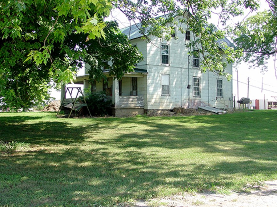 REAL ESTATE & FARM EQUIPMENT AUCTION - 23.522+/- ACRES IN 2 TRACTS IN WHITE COUNTY, INDIANA