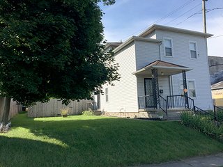 Property photo 1 - REAL ESTATE AUCTION IN ALLEN COUNTY, INDIANA