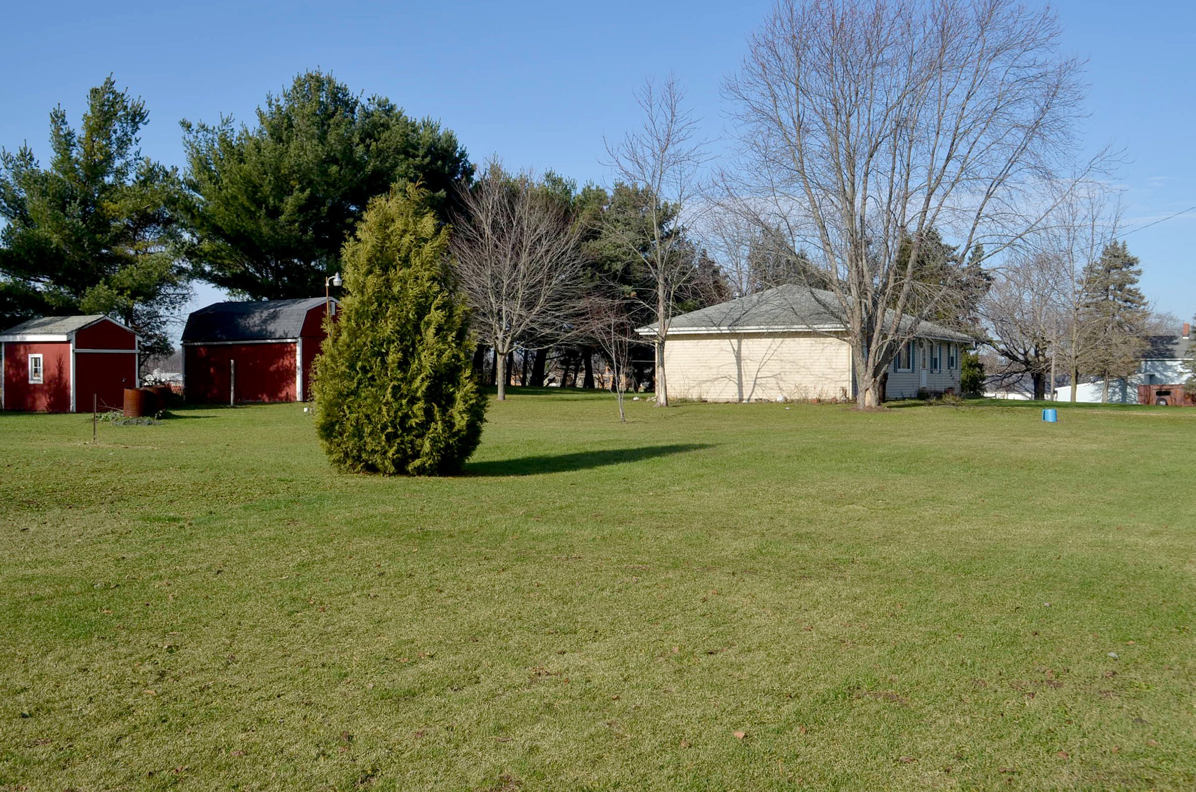 Property photo 4 - REAL ESTATE AUCTION IN DEKALB COUNTY, INDIANA