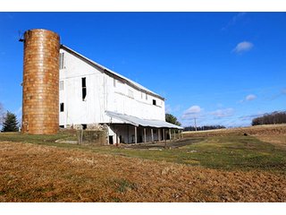 5 Acres includes 2 acres wooded, with bank barn and storage building. Excellent building site near Warsaw.  Great for children and/or animals.

Warsaw Madison Schools. - Building Site/Land with Woods