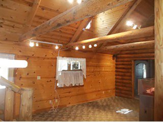 Great business opportunity in the heart of Shipshewanna, one of the busiest towns in Indiana.  Property has endless opportunities, corner lot, parking area, rustic log interior.

Motivated sellers. - Business Opportunity