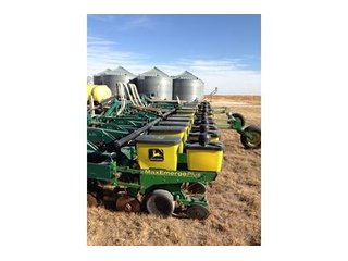 Property photo 390 - FARM EQUIPMENT AUCTION IN DUNDY COUNTY, NEBRASKA