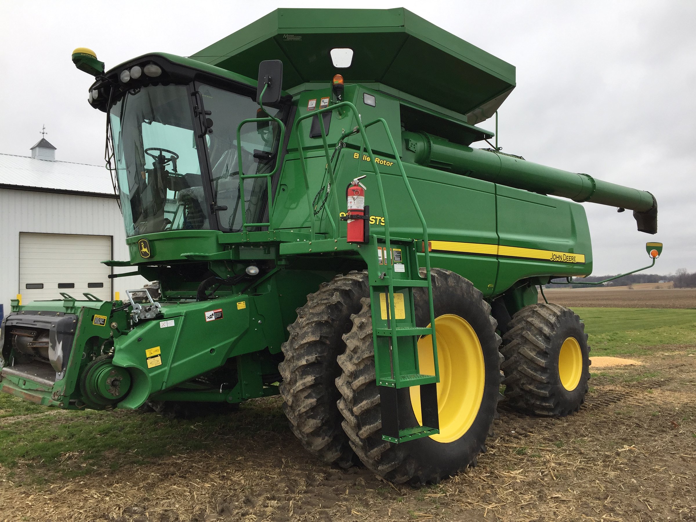 Property photo 23 - FARM EQUIPMENT AUCTION IN KOSCIUSKO COUNTY, INDIANA
