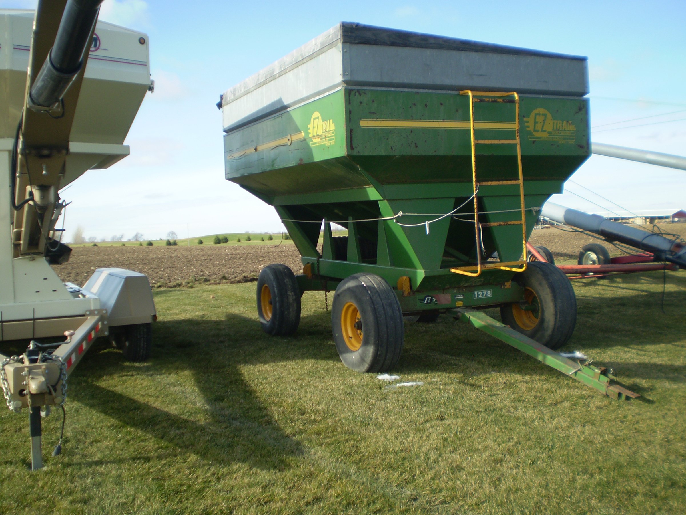 Property photo 44 - FARM EQUIPMENT AUCTION IN KOSCIUSKO COUNTY, INDIANA