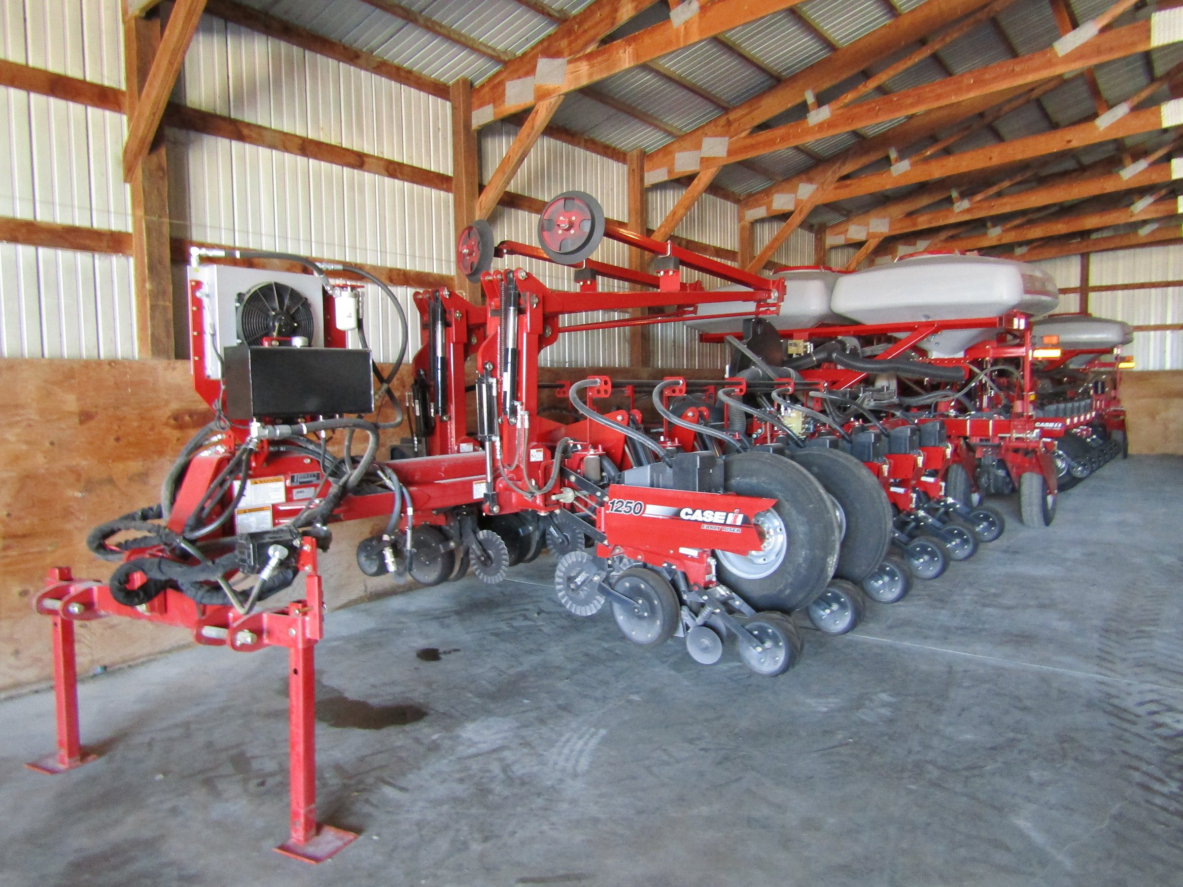 Property photo 24 - FARM EQUIPMENT AUCTION IN MERCER CO., ILLINOIS