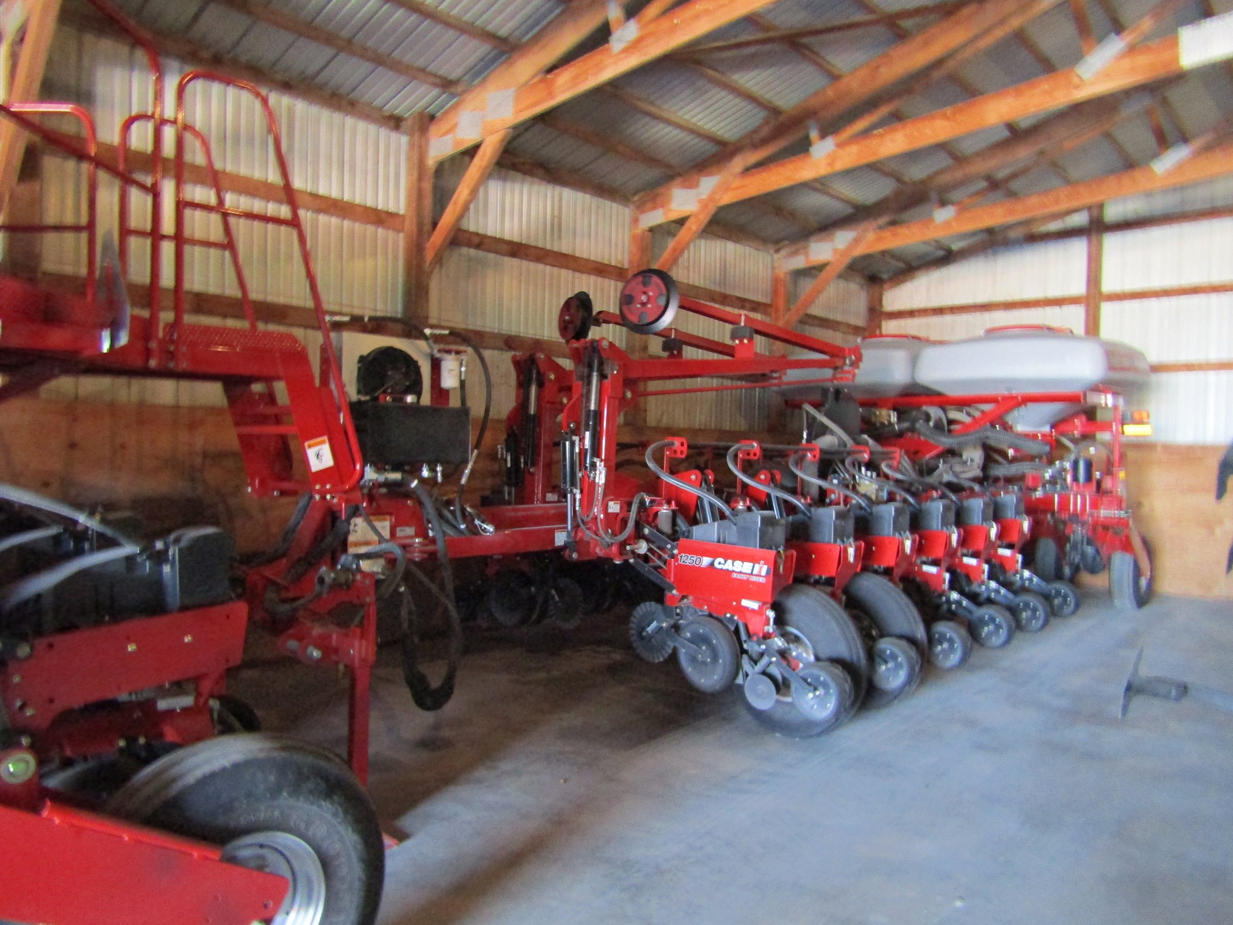 Property photo 1 - FARM EQUIPMENT AUCTION IN MERCER CO., ILLINOIS