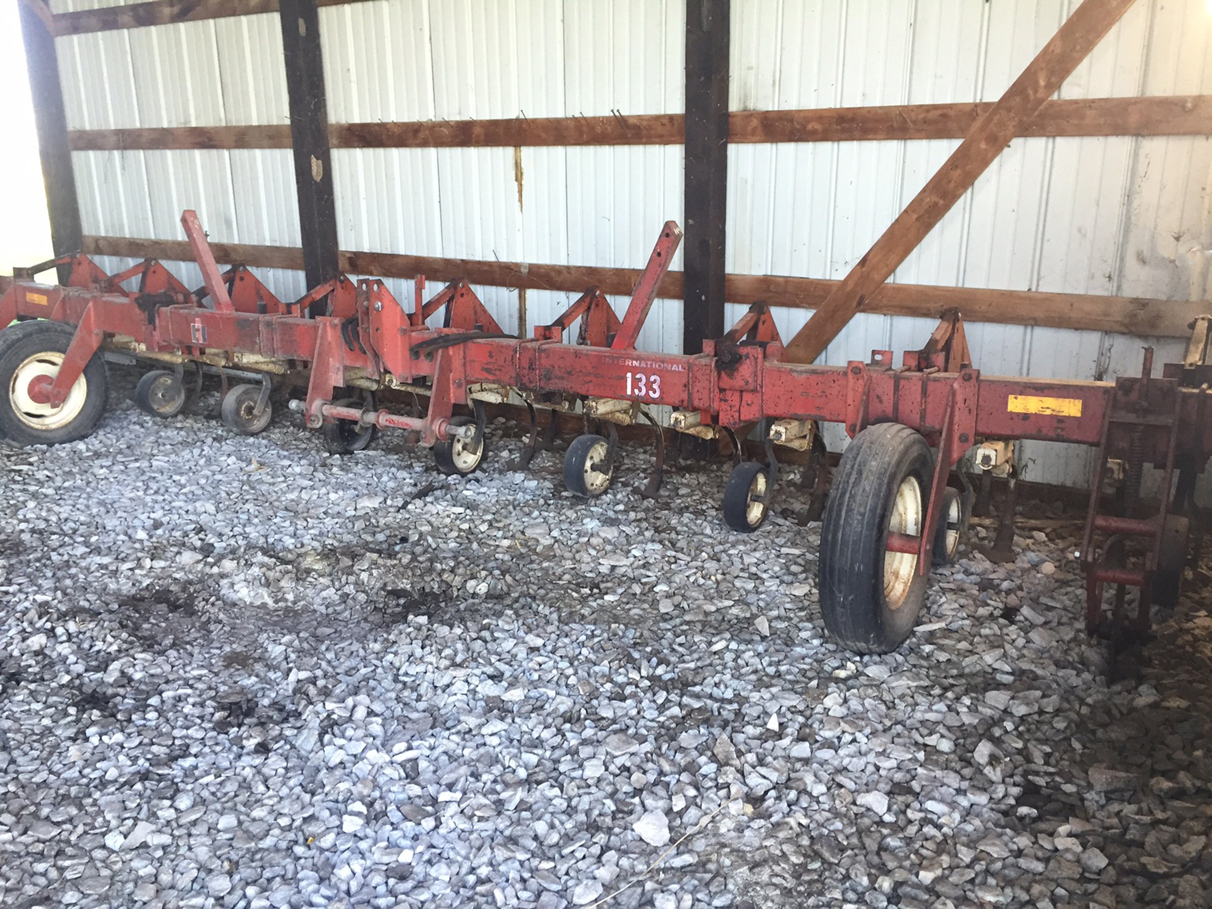 Property photo 13 - FARM EQUIPMENT AUCTION IN MERCER CO., ILLINOIS
