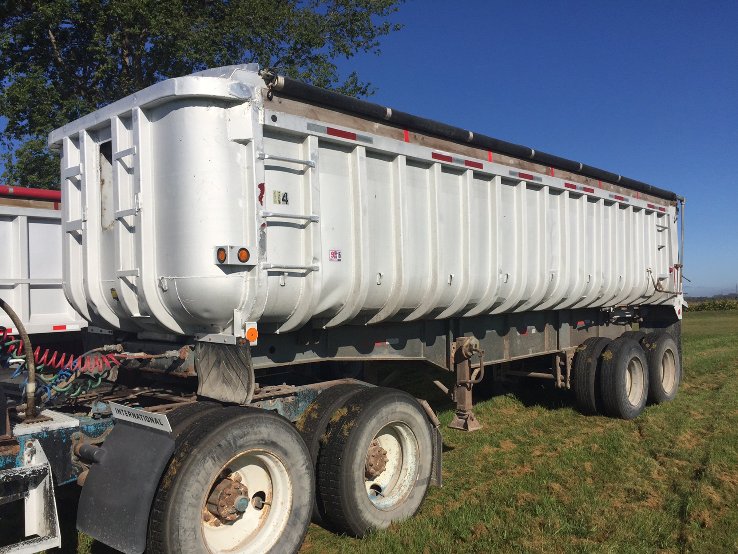 Property photo 47 - FARM EQUIPMENT AUCTION IN MERCER CO., ILLINOIS