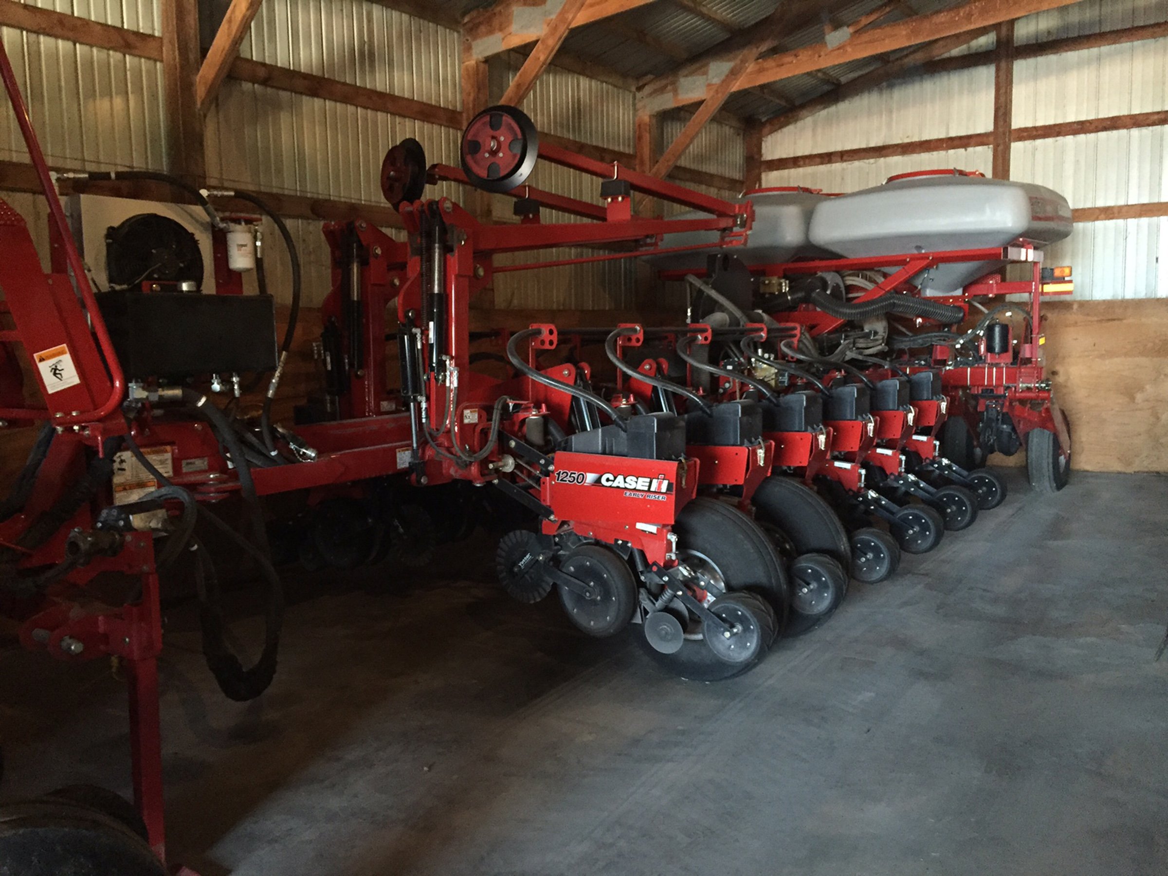 Property photo 21 - FARM EQUIPMENT AUCTION IN MERCER CO., ILLINOIS