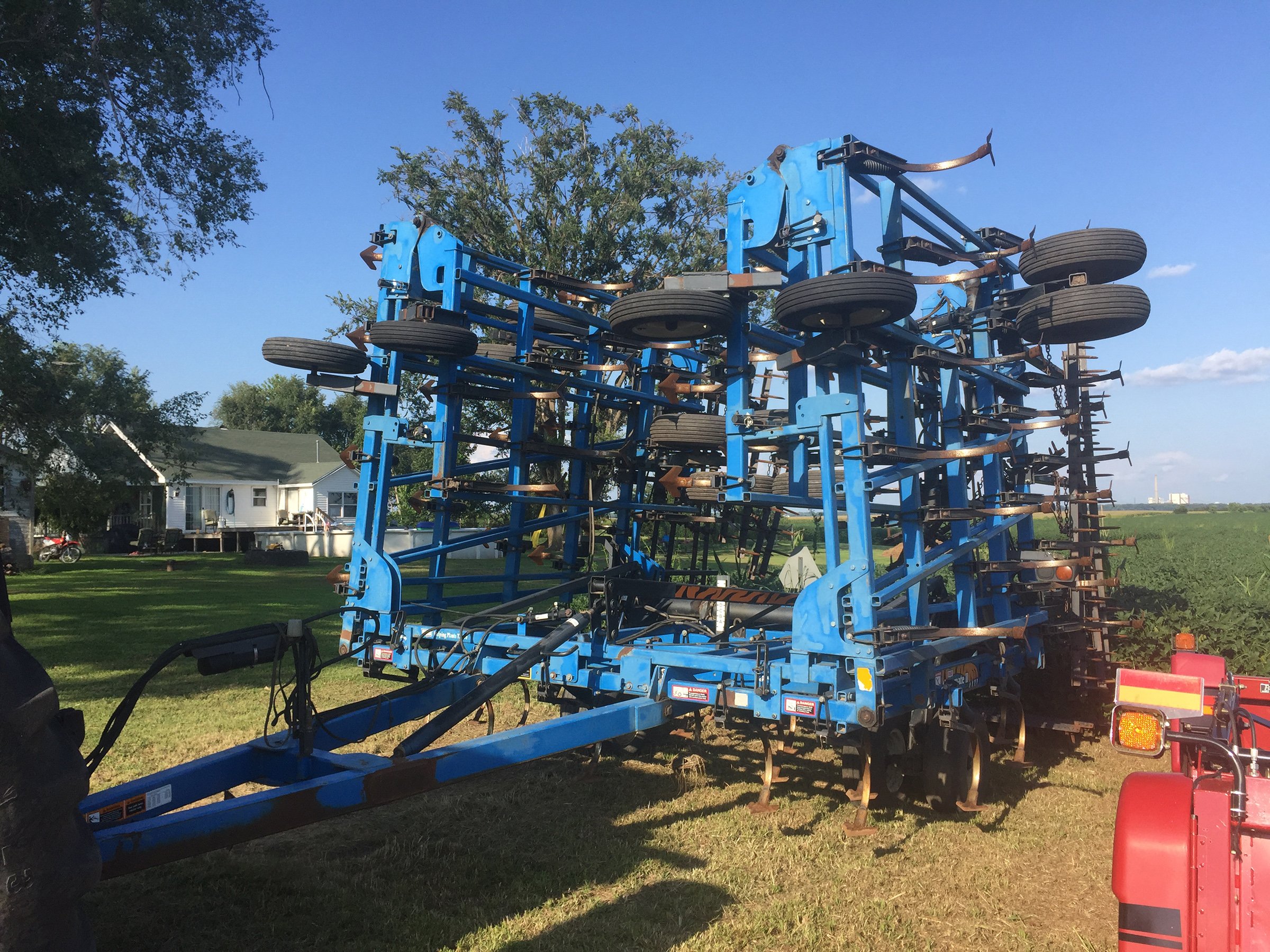 Property photo 88 - FARM EQUIPMENT AUCTION IN FULTON COUNTY, ILLINOIS