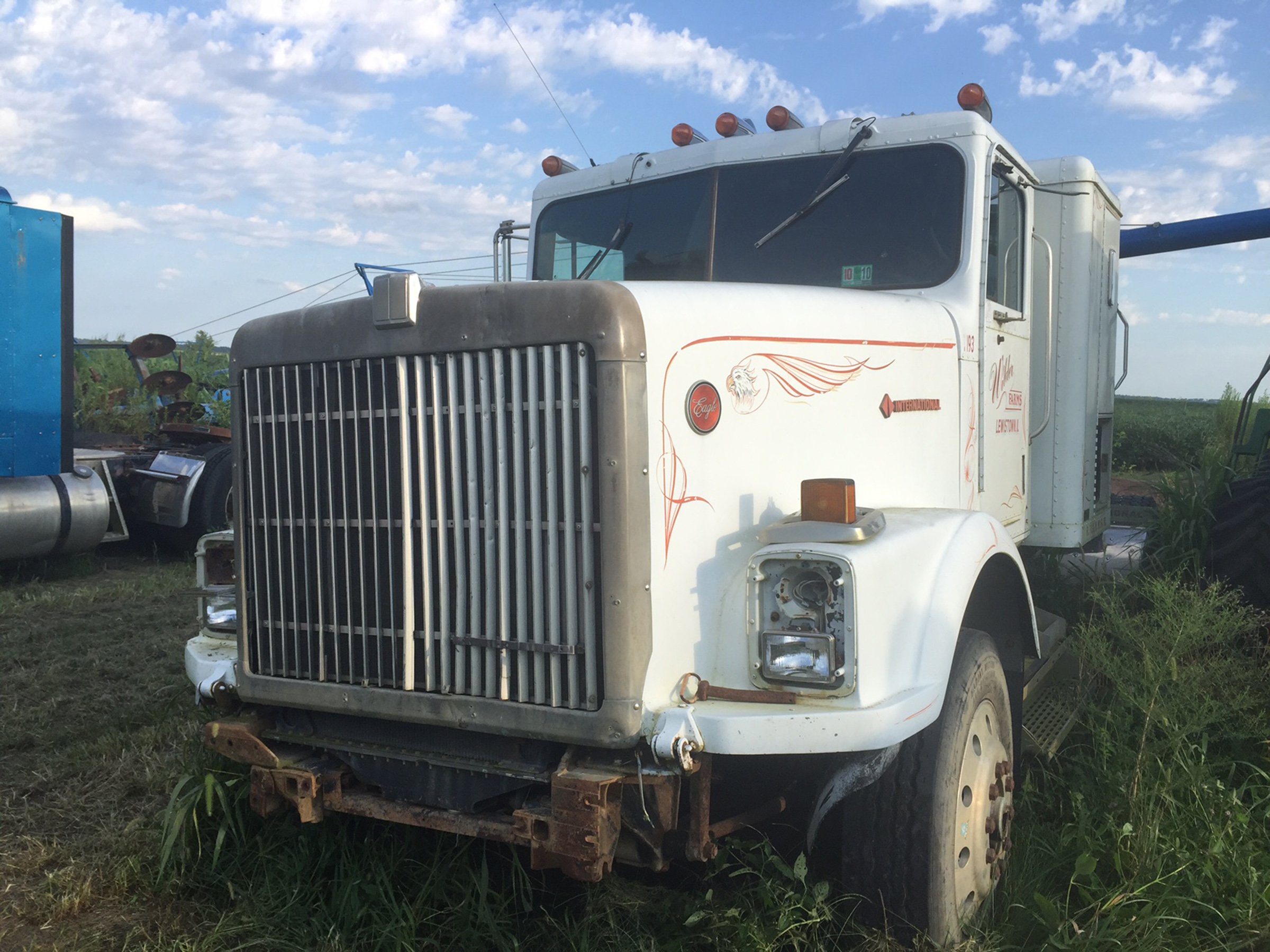 Property photo 73 - FARM EQUIPMENT AUCTION IN FULTON COUNTY, ILLINOIS