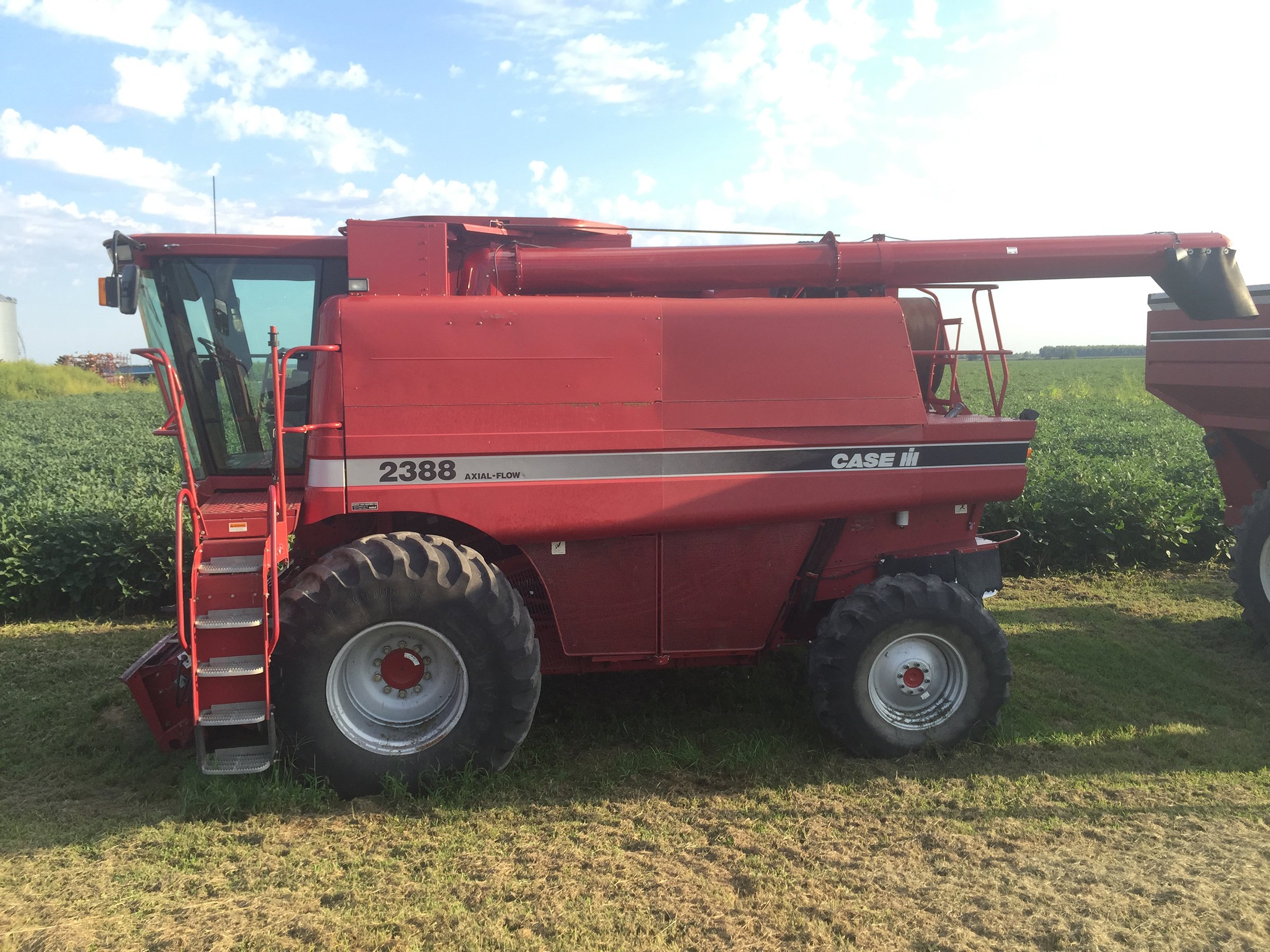 Property photo 48 - FARM EQUIPMENT AUCTION IN FULTON COUNTY, ILLINOIS