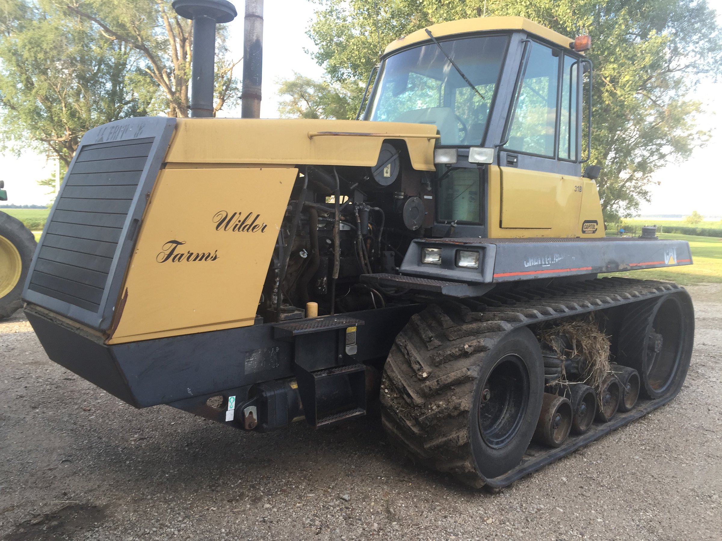 Property photo 104 - FARM EQUIPMENT AUCTION IN FULTON COUNTY, ILLINOIS