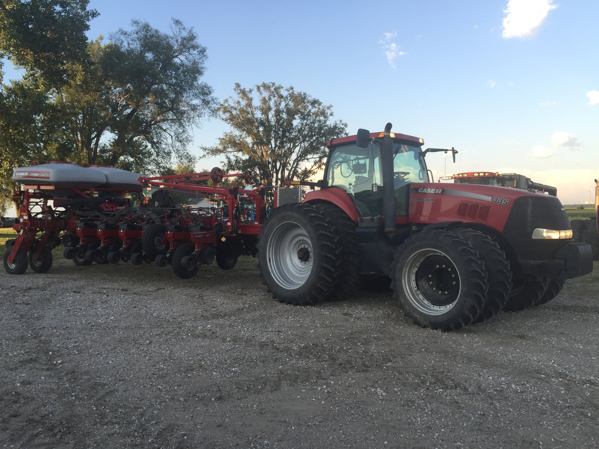 Property photo 12 - FARM EQUIPMENT AUCTION IN FULTON COUNTY, ILLINOIS