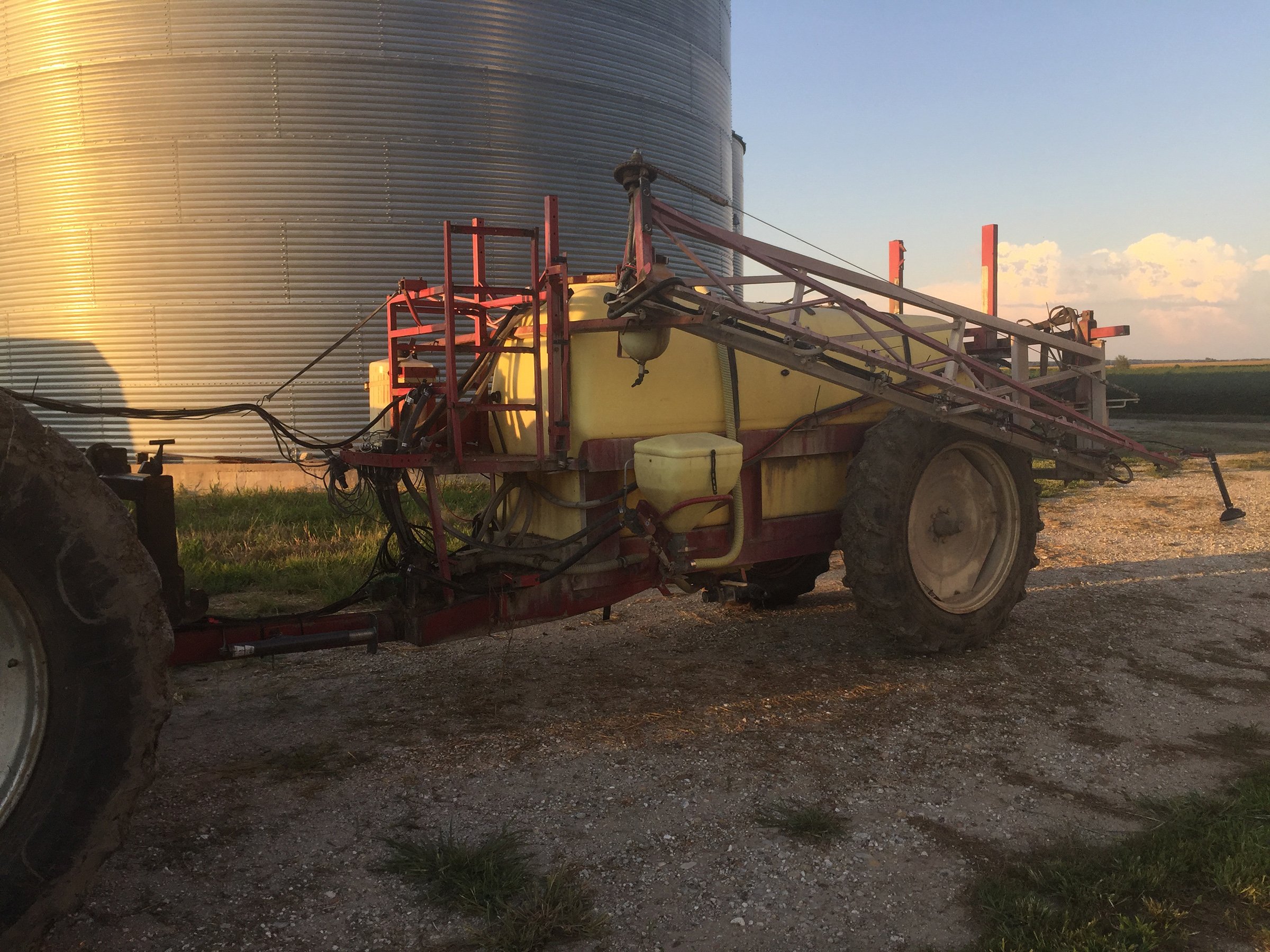 Property photo 52 - FARM EQUIPMENT AUCTION IN FULTON COUNTY, ILLINOIS