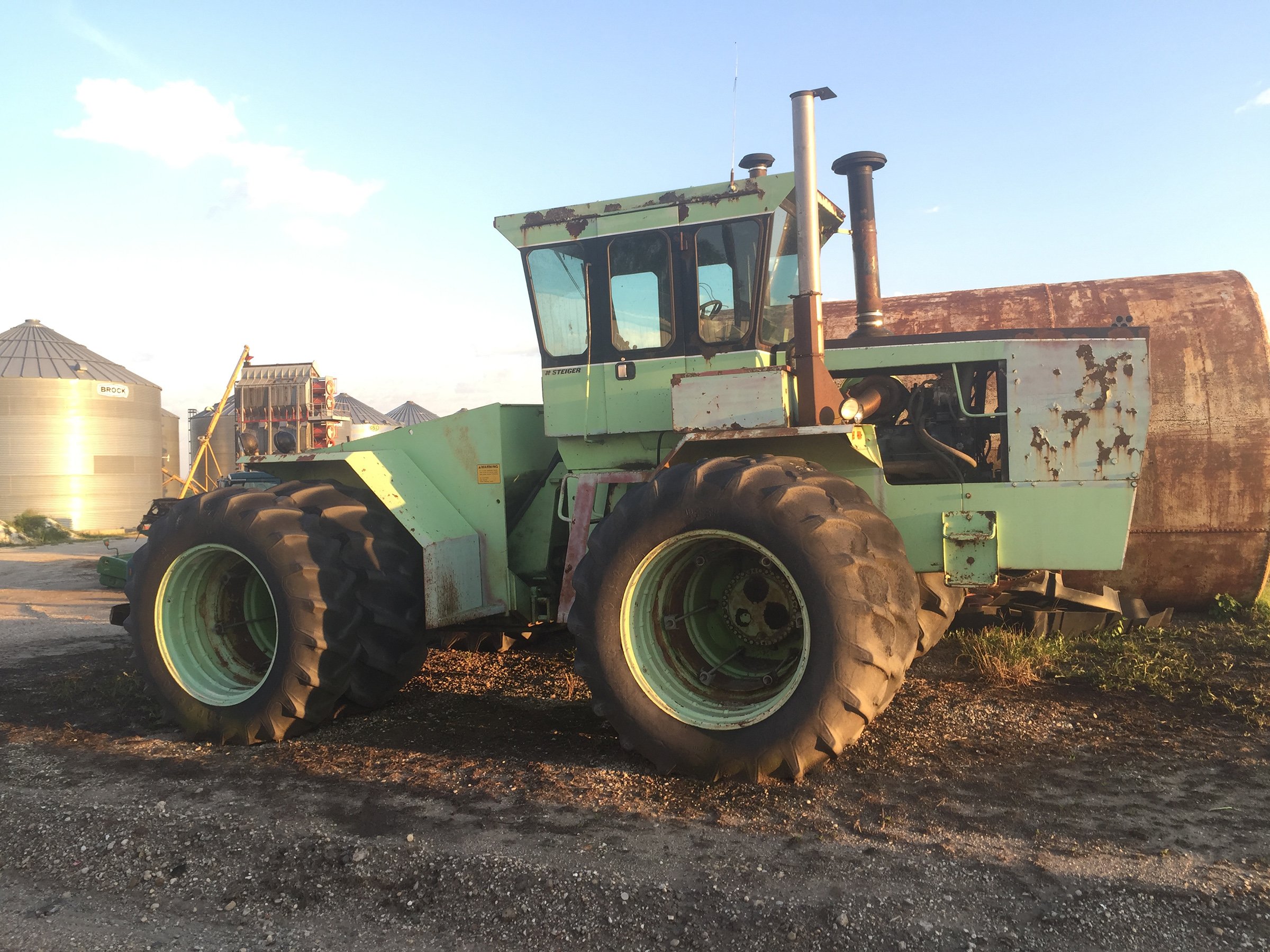 Property photo 71 - FARM EQUIPMENT AUCTION IN FULTON COUNTY, ILLINOIS