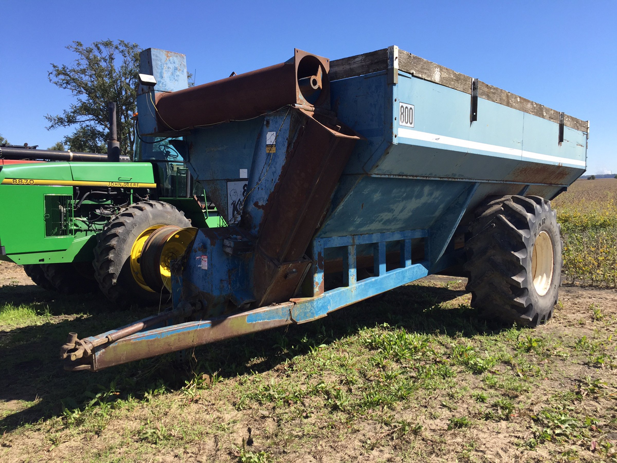 Property photo 111 - FARM EQUIPMENT AUCTION IN FULTON COUNTY, ILLINOIS