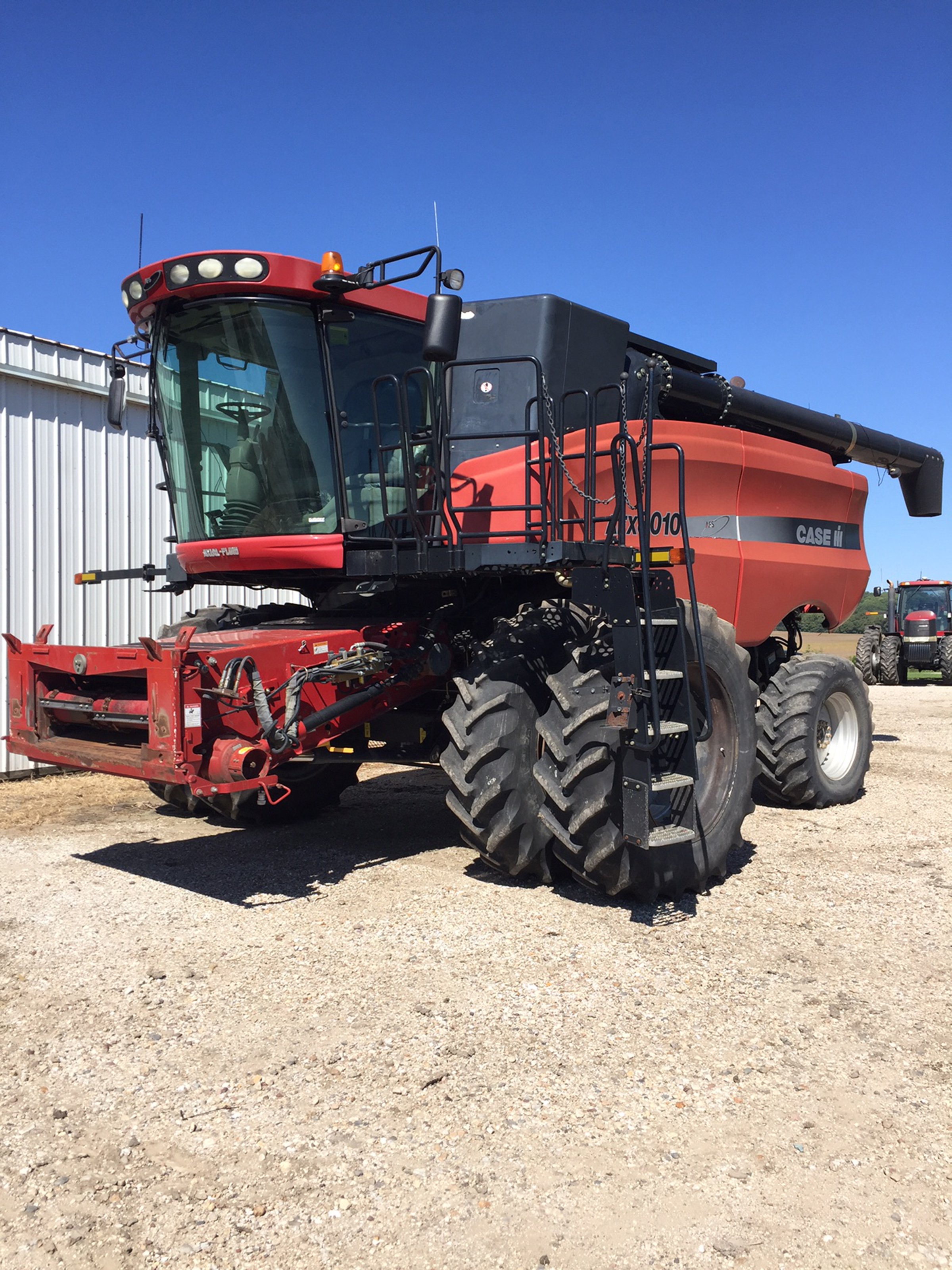 Property photo 34 - FARM EQUIPMENT AUCTION IN FULTON COUNTY, ILLINOIS