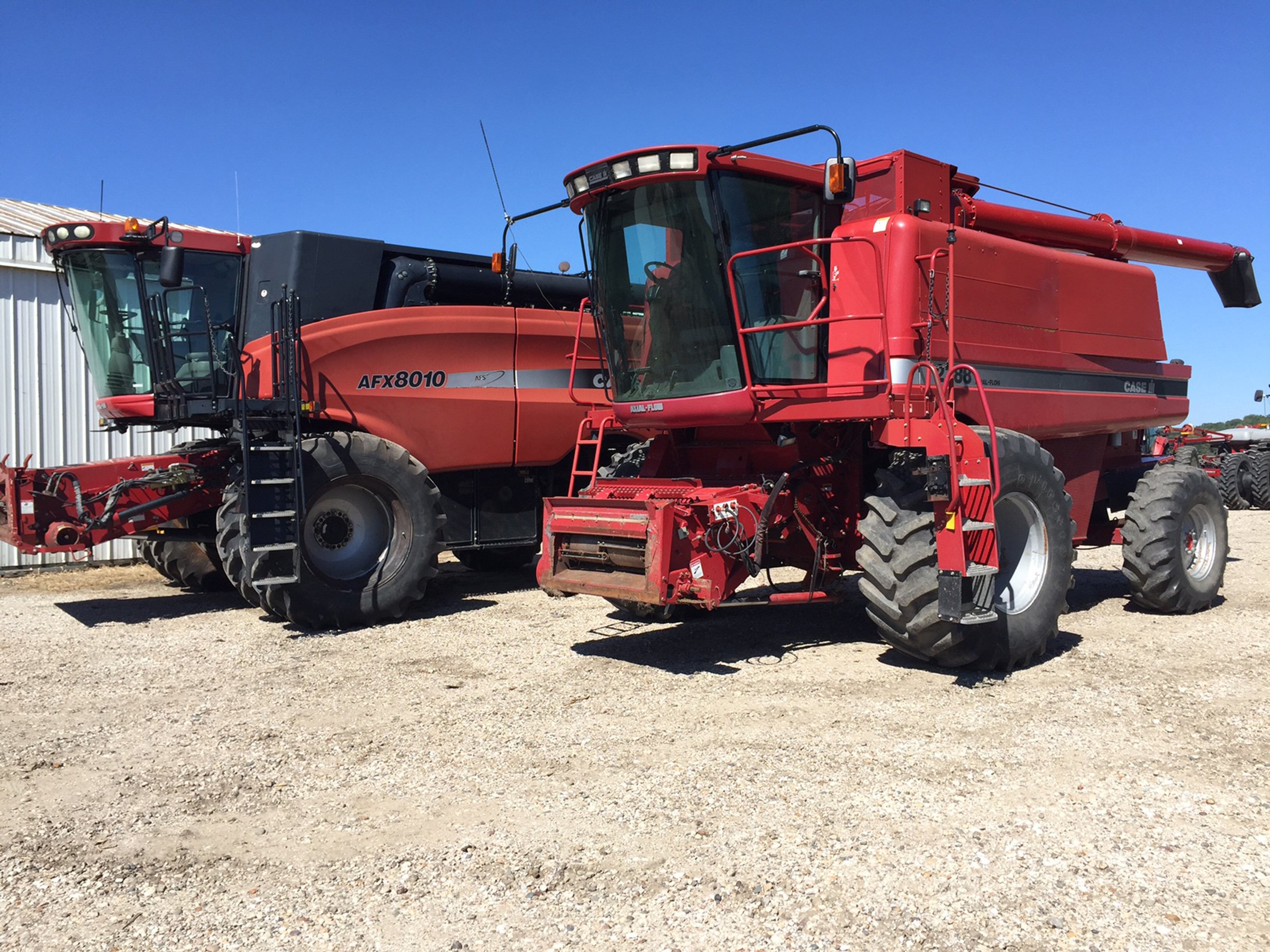 Property photo 33 - FARM EQUIPMENT AUCTION IN FULTON COUNTY, ILLINOIS