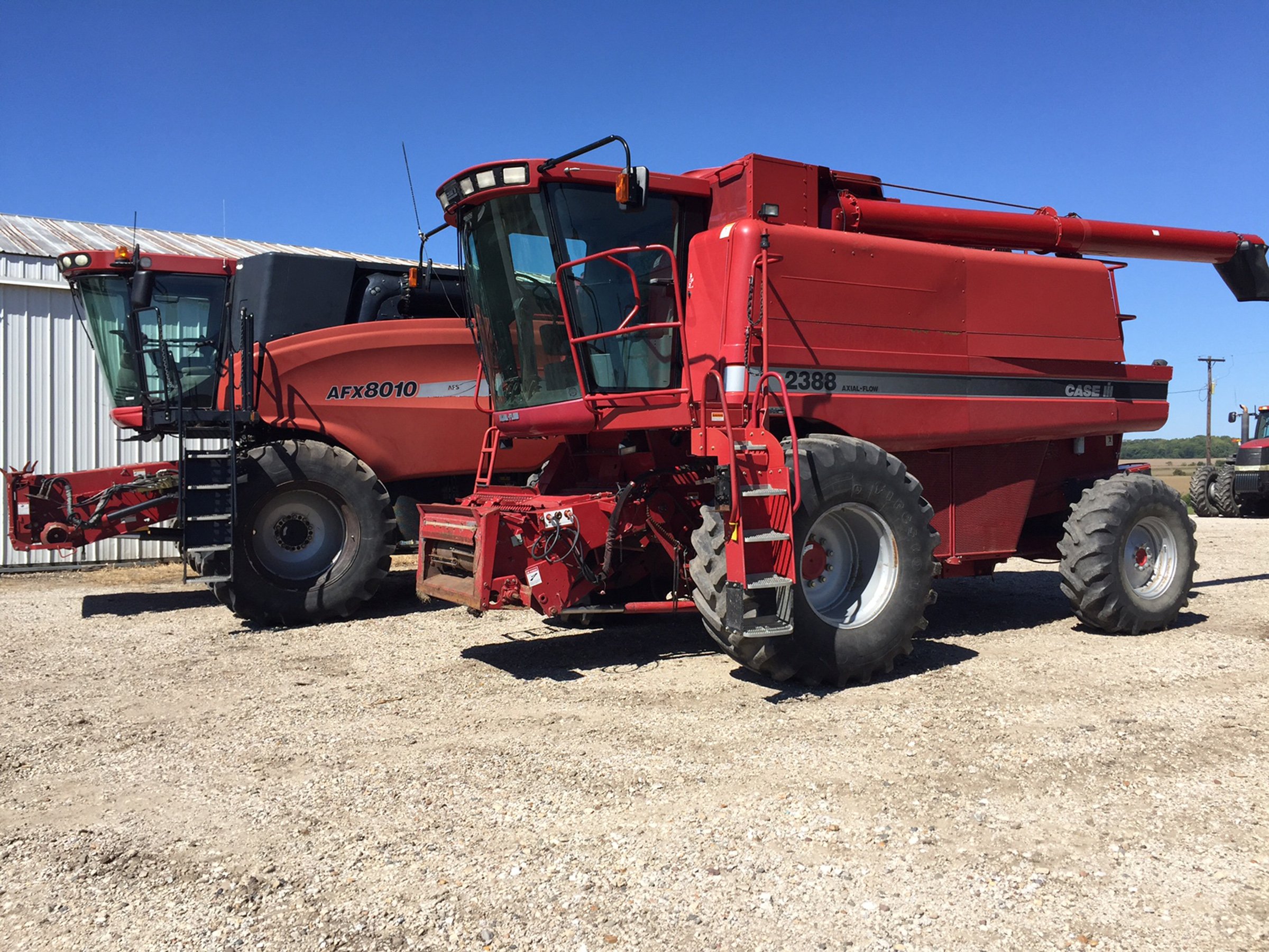 Property photo 36 - FARM EQUIPMENT AUCTION IN FULTON COUNTY, ILLINOIS