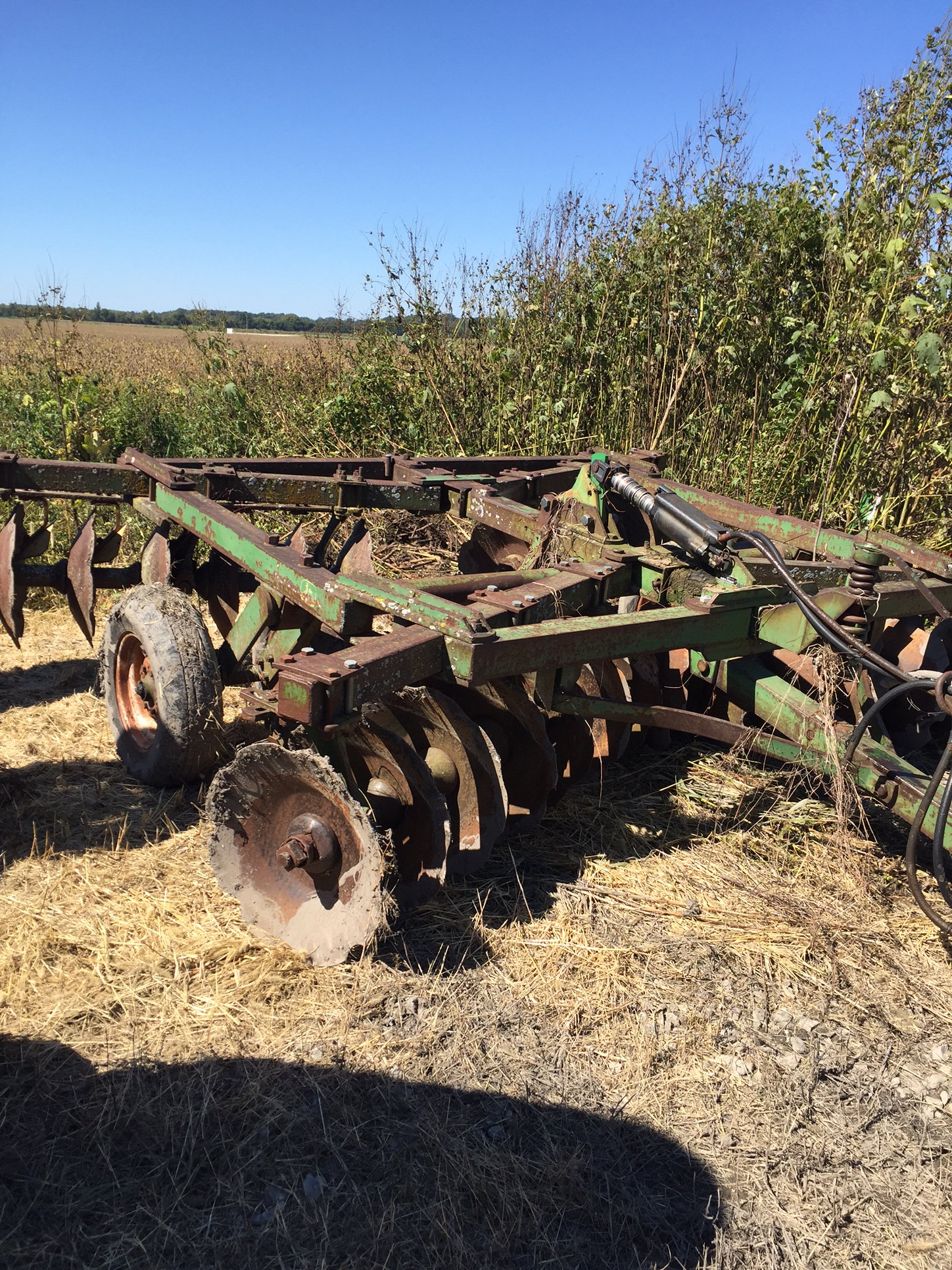 Property photo 30 - FARM EQUIPMENT AUCTION IN FULTON COUNTY, ILLINOIS