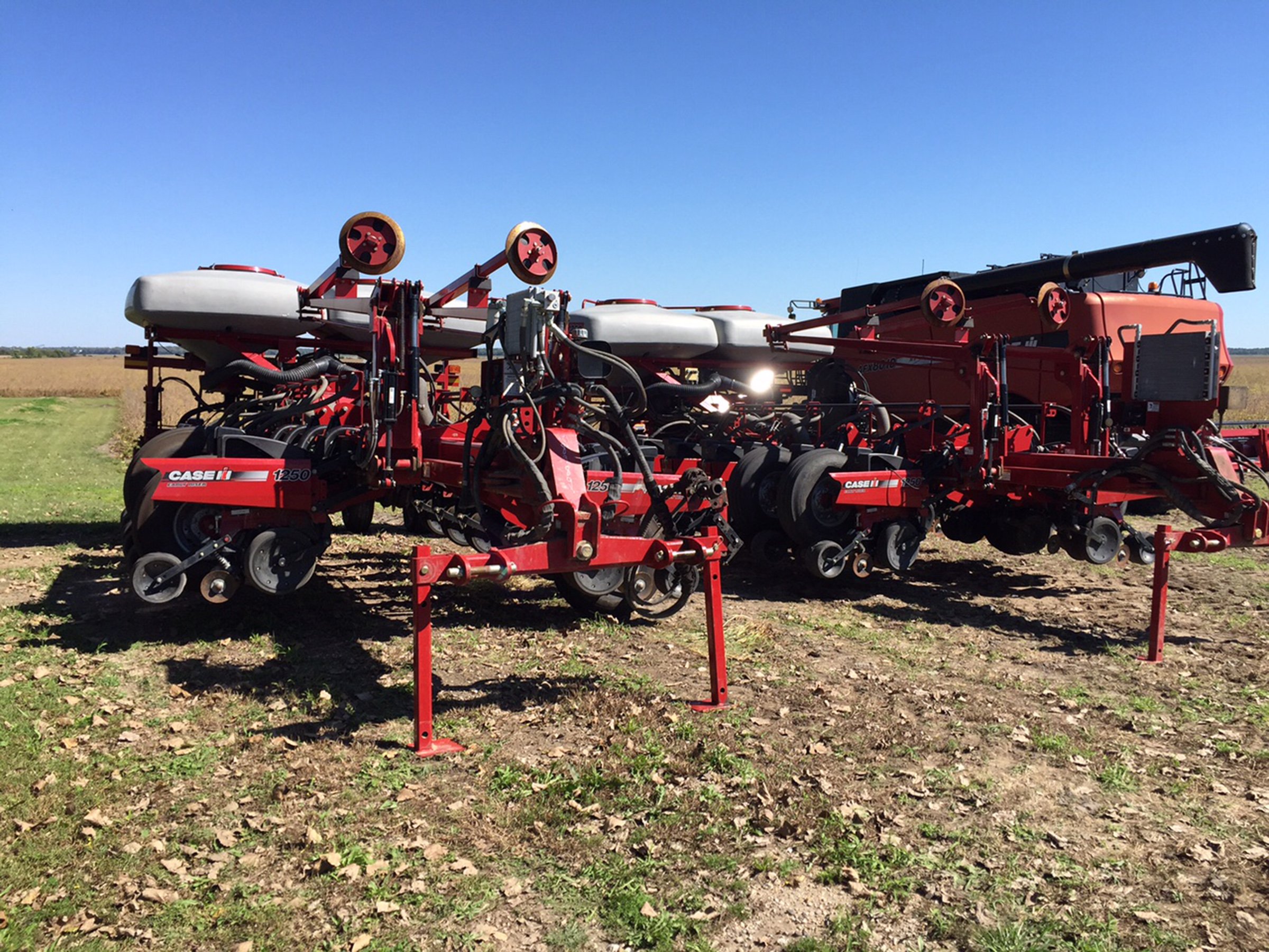 Property photo 28 - FARM EQUIPMENT AUCTION IN FULTON COUNTY, ILLINOIS