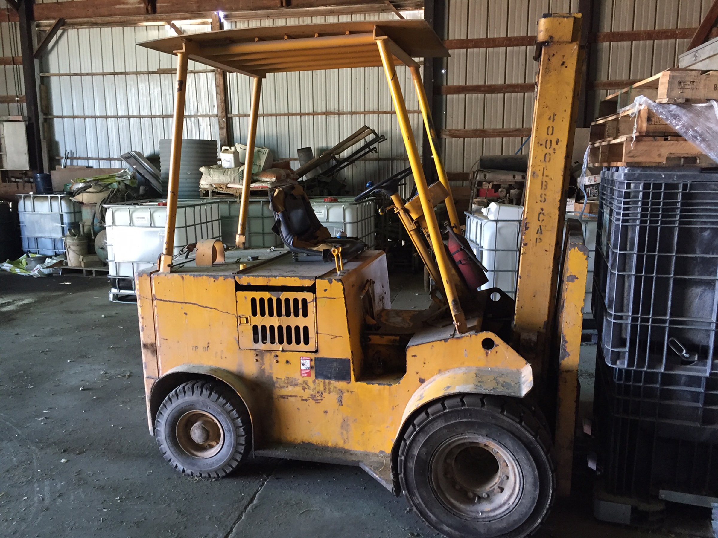 Property photo 22 - FARM EQUIPMENT AUCTION IN FULTON COUNTY, ILLINOIS