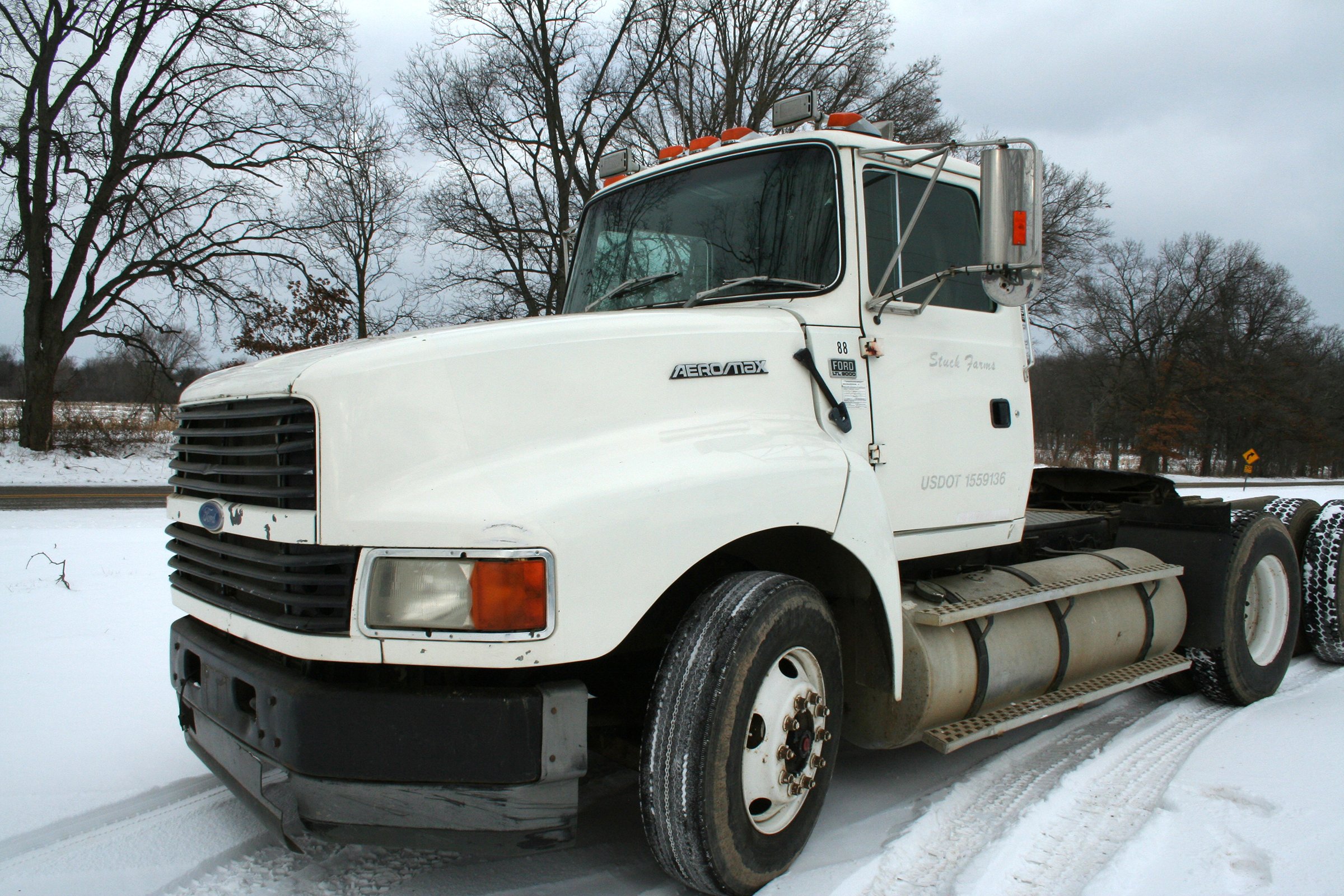 Property photo 37 - FARM EQUIPMENT AUCTION IN CALHOUN COUNTY, MICHIGAN