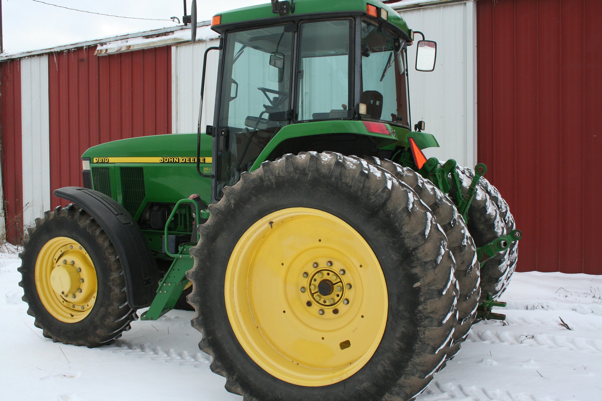 Property photo 2 - FARM EQUIPMENT AUCTION IN CALHOUN COUNTY, MICHIGAN