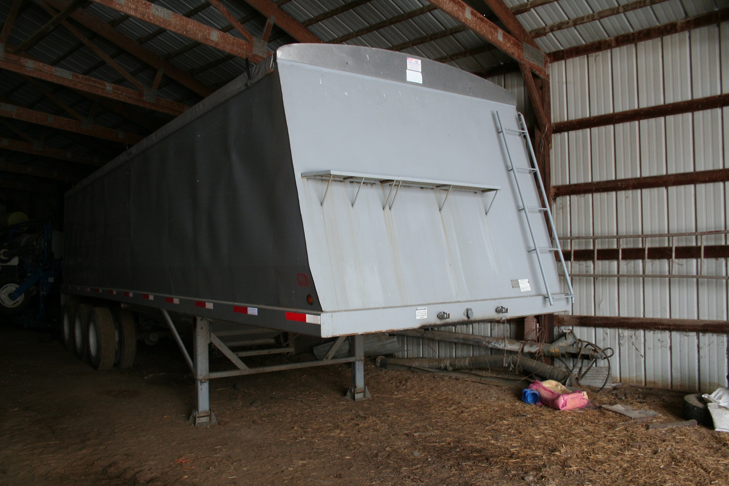 Property photo 4 - FARM EQUIPMENT AUCTION IN CALHOUN COUNTY, MICHIGAN