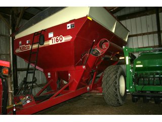 Property photo 27 - FARM EQUIPMENT AUCTION IN CALHOUN COUNTY, MICHIGAN