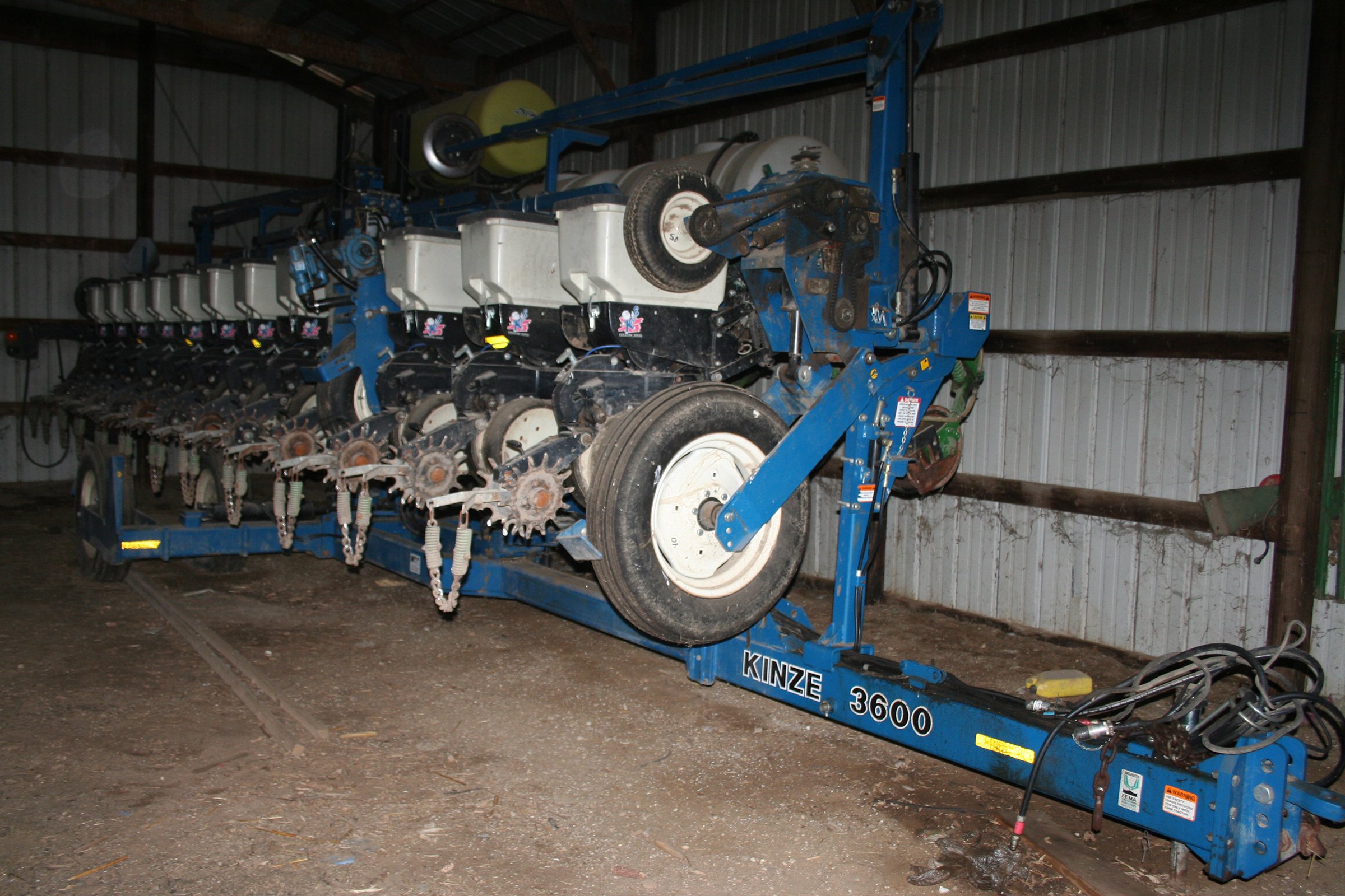 Property photo 19 - FARM EQUIPMENT AUCTION IN CALHOUN COUNTY, MICHIGAN