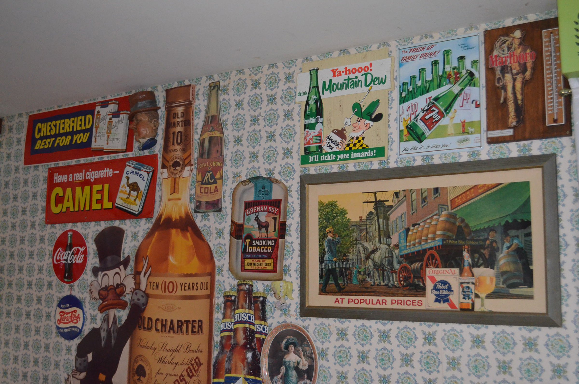 Property photo 4 - LARGE COLLECTIBLE & ANTIQUE AUCTION IN ALLEN COUNTY, INDIANA