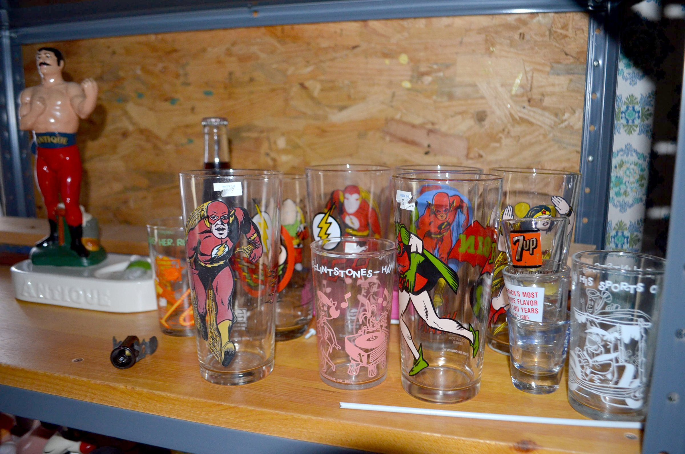 Property photo 10 - LARGE COLLECTIBLE & ANTIQUE AUCTION IN ALLEN COUNTY, INDIANA
