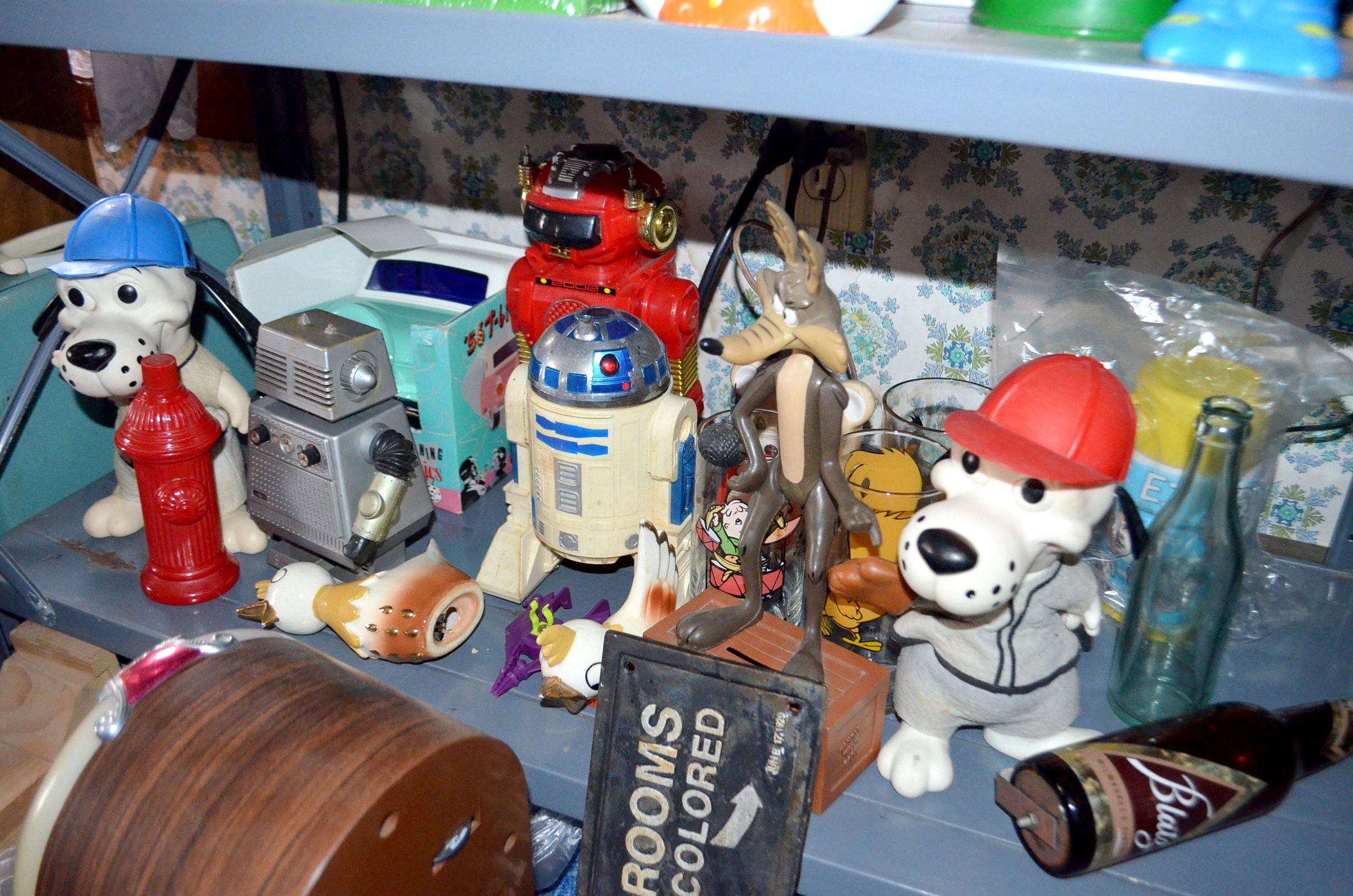Property photo 13 - LARGE COLLECTIBLE & ANTIQUE AUCTION IN ALLEN COUNTY, INDIANA