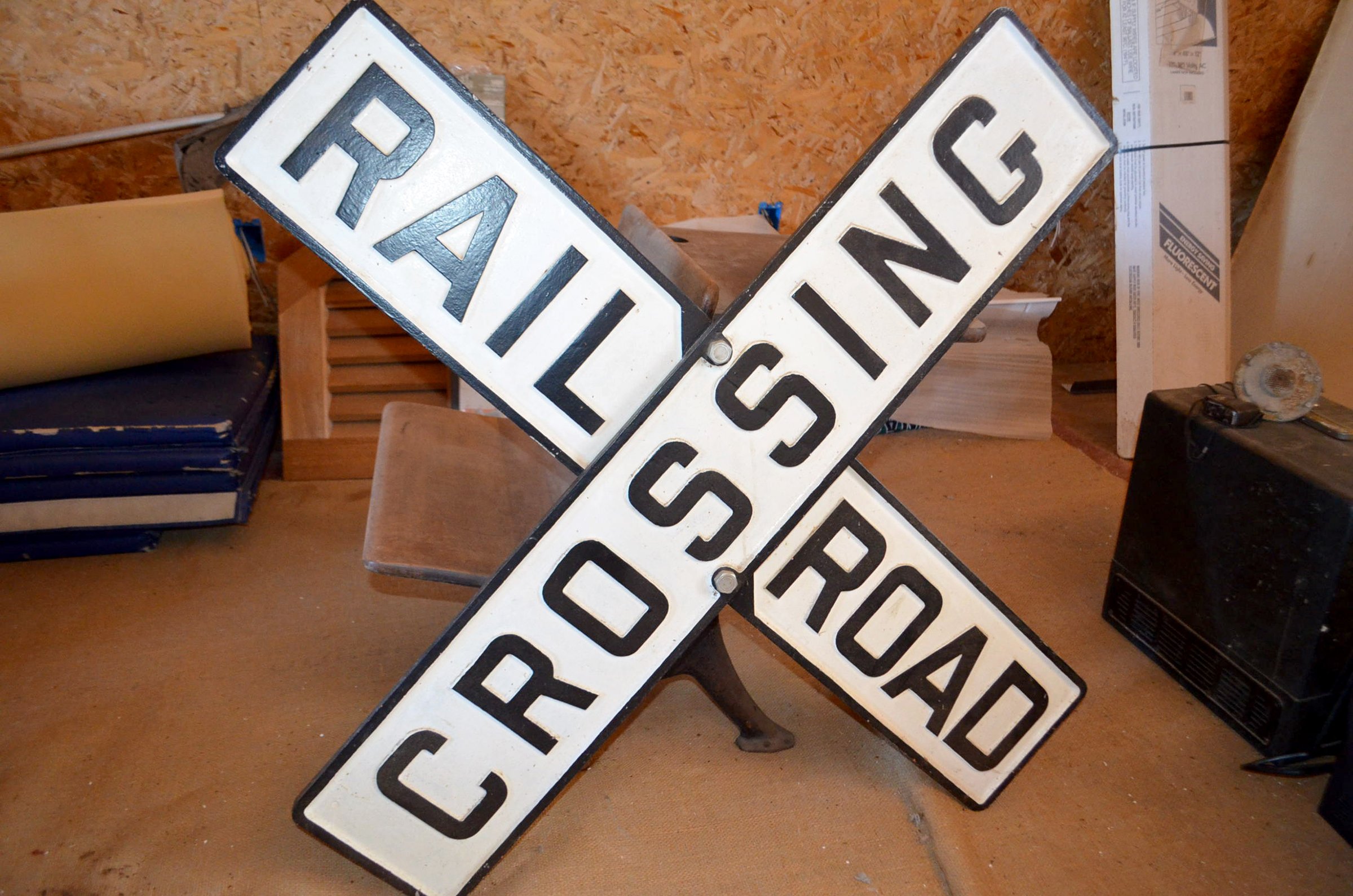 Property photo 47 - LARGE COLLECTIBLE & ANTIQUE AUCTION IN ALLEN COUNTY, INDIANA