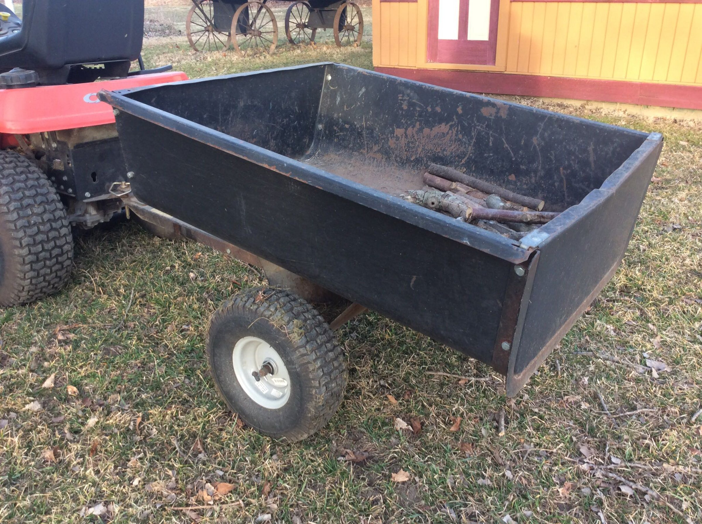 Property photo 86 - LARGE COLLECTIBLE & ANTIQUE AUCTION IN ALLEN COUNTY, INDIANA