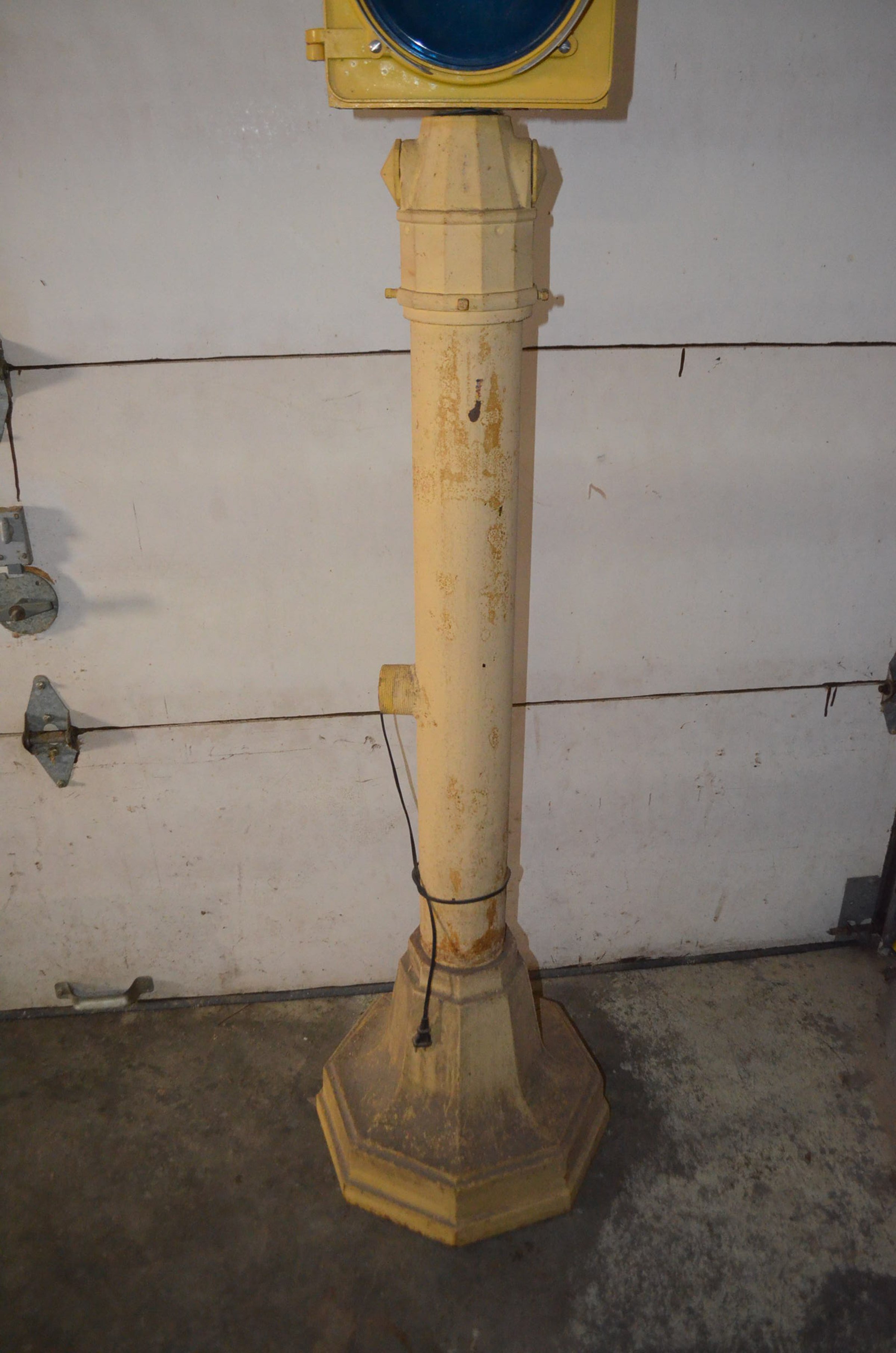 Property photo 199 - LARGE COLLECTIBLE & ANTIQUE AUCTION IN ALLEN COUNTY, INDIANA