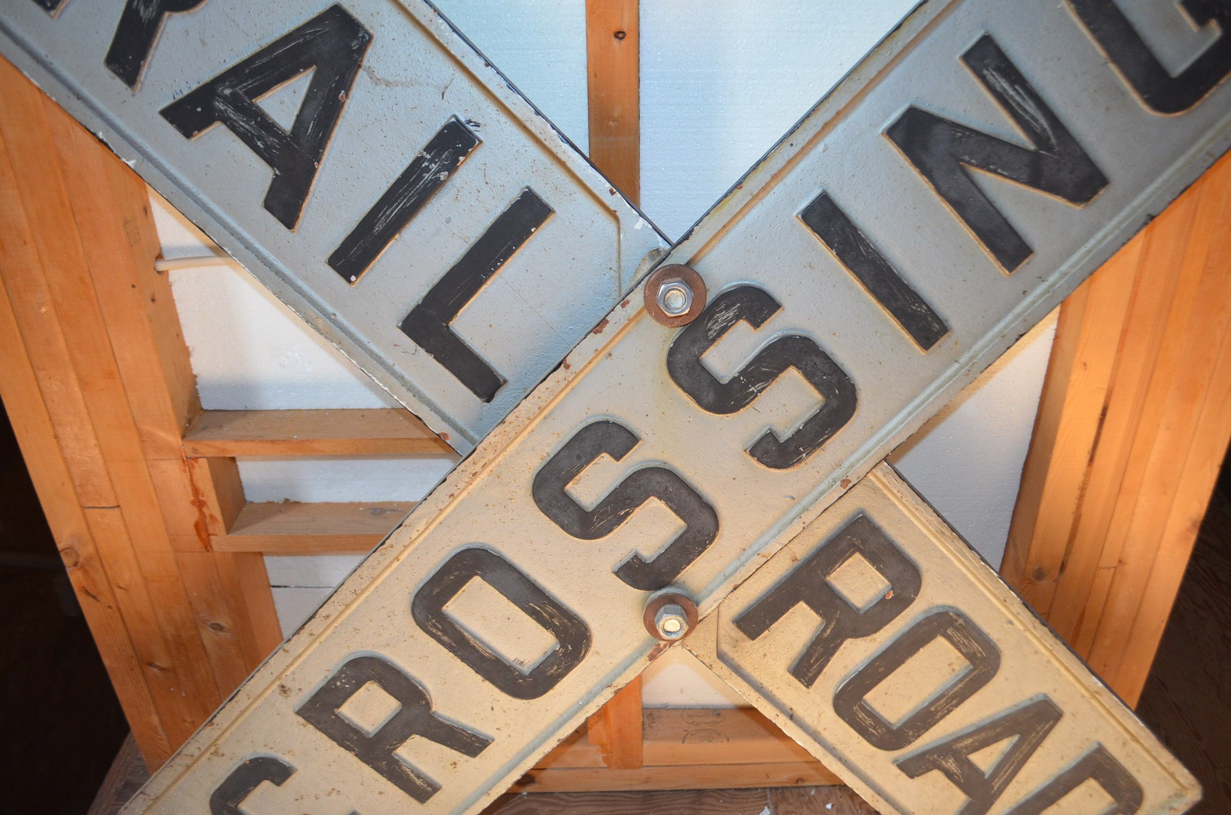 Property photo 219 - LARGE COLLECTIBLE & ANTIQUE AUCTION IN ALLEN COUNTY, INDIANA