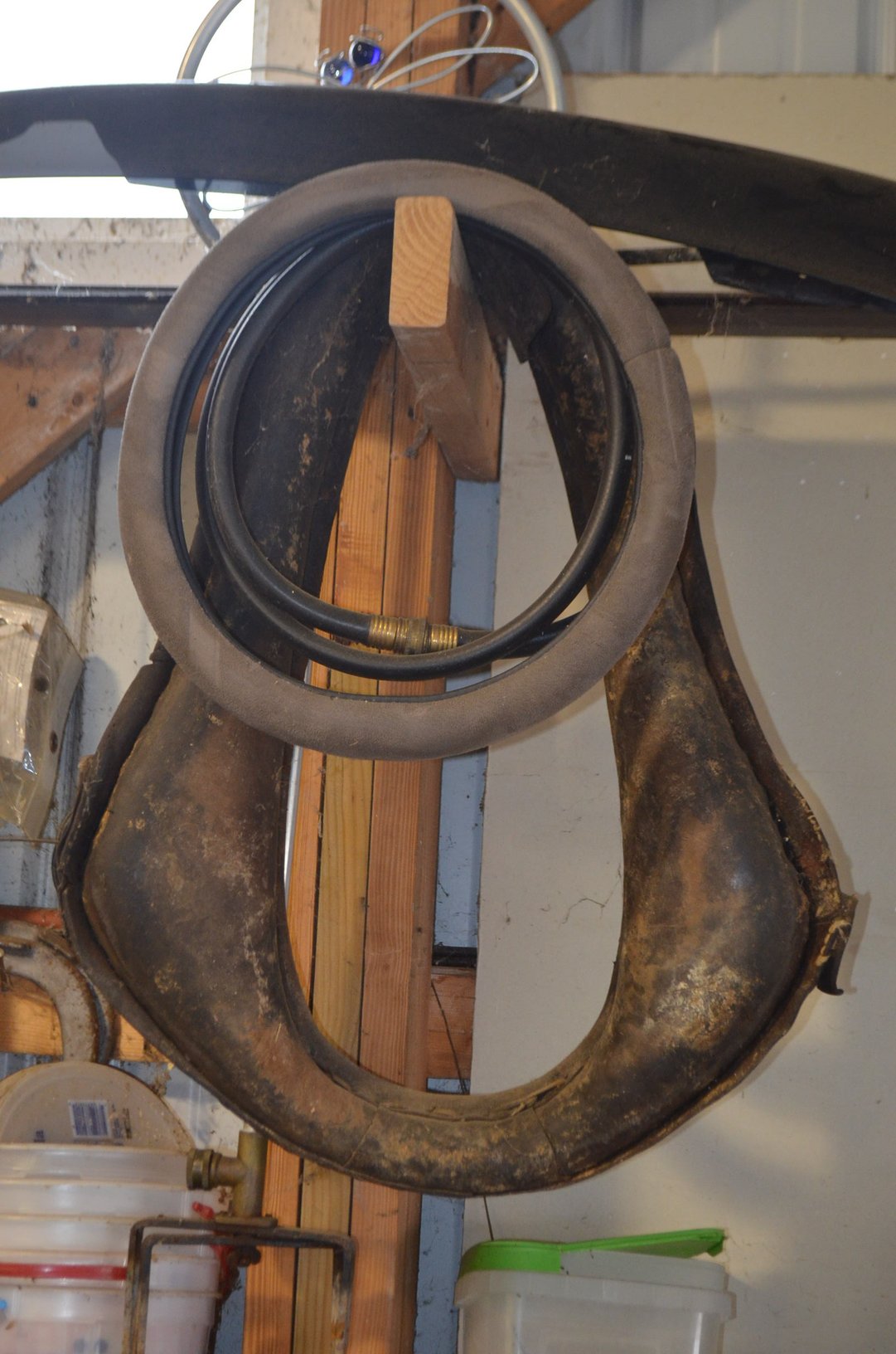 Property photo 125 - PERSONAL PROPERTY & ANTIQUE TRACTORS AUCTION IN HUNTINGTON COUNTY, INDIANA