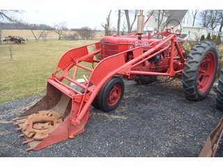 Property photo 1 - PERSONAL PROPERTY & ANTIQUE TRACTORS AUCTION IN HUNTINGTON COUNTY, INDIANA