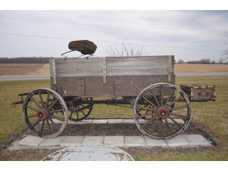 Property photo 24 - PERSONAL PROPERTY & ANTIQUE TRACTORS AUCTION IN HUNTINGTON COUNTY, INDIANA