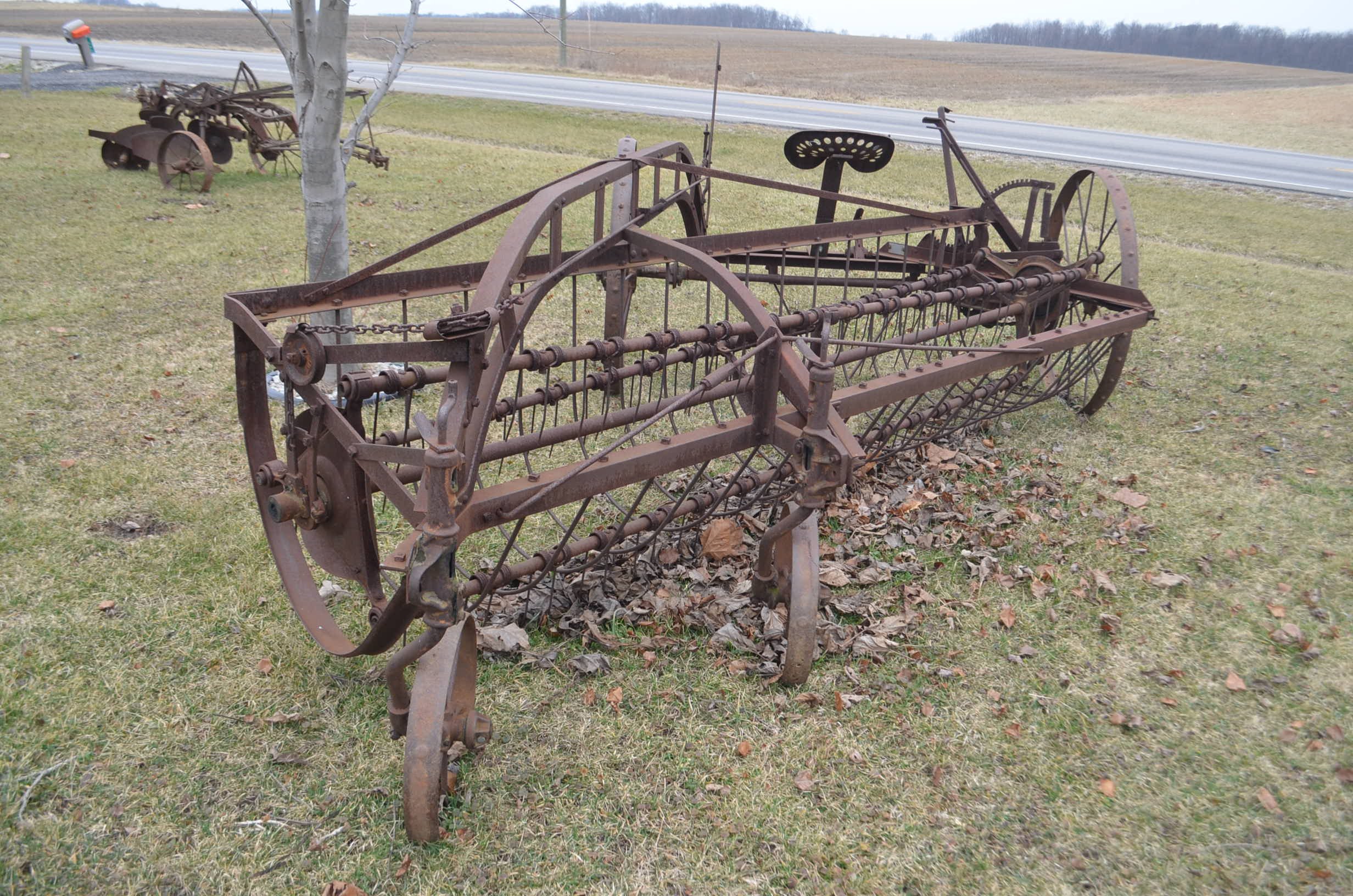 Property photo 29 - PERSONAL PROPERTY & ANTIQUE TRACTORS AUCTION IN HUNTINGTON COUNTY, INDIANA